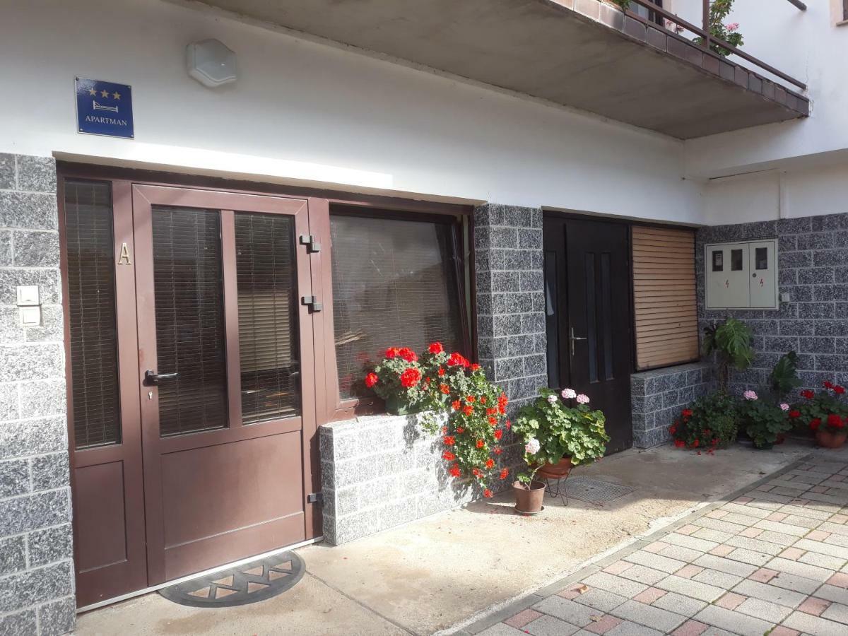 Apartmani Kristanic Károlyváros Kültér fotó